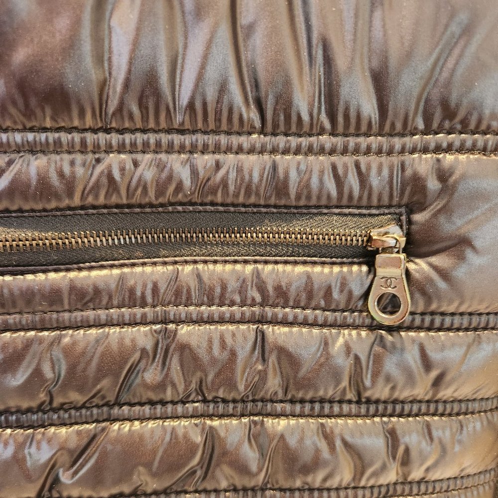 Authentic CHANEL Jacket - Picture 4 of 12